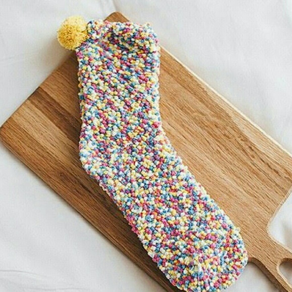 🎅Soft & Cute Cupcake Socks (Yellow) - Picture 4 of 6